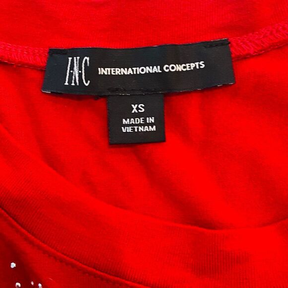 INC International Concepts Studded Dolman Cold Shoulder Top Red Silver Size XS - Picture 4 of 4